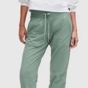 Lululemon Dance Studio Mid-Rise Lined Pant In Crater Blue Size 8 Regular